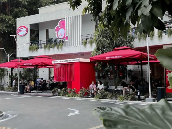 Tiếp thị trải nghiệm nhìn từ chiến dịch photobooth của Highlands Coffee