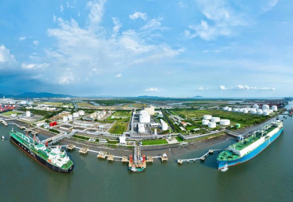 Từ trụ cột năng lượng đến điểm tựa cộng đồng