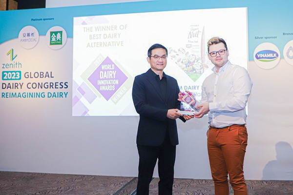 Vinamilk – Đại diện duy nhất từ Asean tham luận và nhận giải thưởng lớn tại Hội nghị sữa toàn cầu 2023