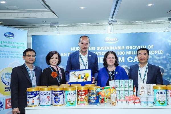 Vinamilk – Đại diện duy nhất từ Asean tham luận và nhận giải thưởng lớn tại Hội nghị sữa toàn cầu 2023