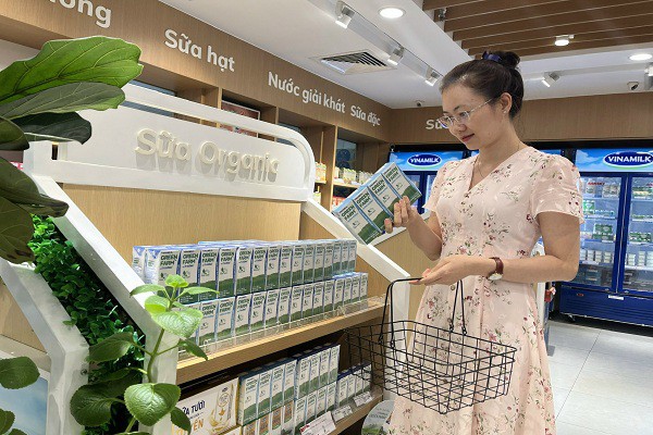 Vinamilk tiếp tục giành giải vàng quốc tế Monde Selection tại Bỉ Vinamilk tiếp tục giành giải vàng quốc tế Monde Selection tại Bỉ