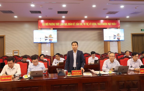 Đẩy nhanh tiến độ các dự án truyền tải điện trên địa bàn tỉnh Sơn La Đẩy nhanh tiến độ các dự án truyền tải điện trên địa bàn tỉnh Sơn La