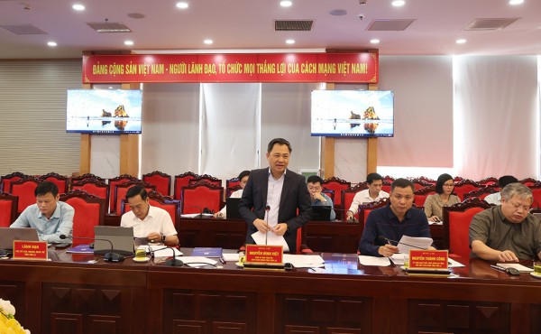 Đẩy nhanh tiến độ các dự án truyền tải điện trên địa bàn tỉnh Sơn La Đẩy nhanh tiến độ các dự án truyền tải điện trên địa bàn tỉnh Sơn La