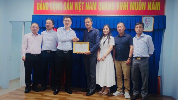 SCTV trao thưởng cho tập thể và cá nhân xuất sắc trong phong trào thi đua bán hàng SCJ