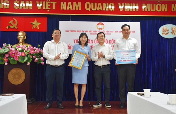 SCTV ủng hộ 250 triệu đồng chia sẻ khó khăn với đồng bào vùng bão lũ