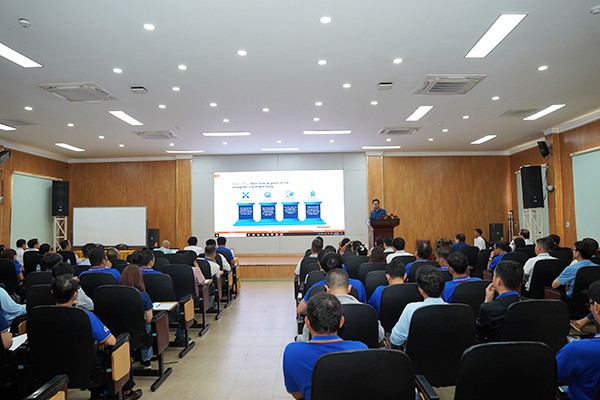 Tân Tổng Giám đốc Lương Quốc Huy làm việc với các đơn vị: Quyết tâm “tái sinh” SCTV trong giai đoạn mới