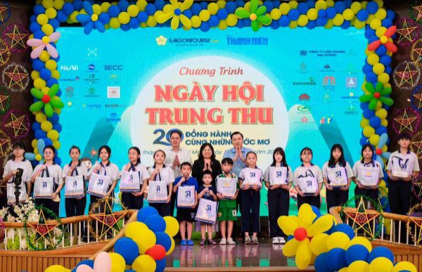 Saigontourist Group tổ chức Ngày hội Trung thu lần thứ 20 cho thiếu nhi