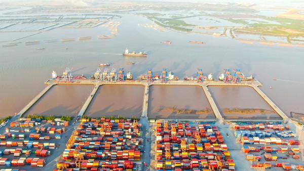 Việt Nam - "điểm đến vàng" của các tập đoàn logistics