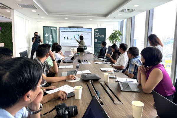 CBRE công bố tiêu điểm thị trường bất động sản TP.Hồ Chí Minh Quý 3/2025 CBRE công bố tiêu điểm thị trường bất động sản TP.Hồ Chí Minh Quý 3/2025