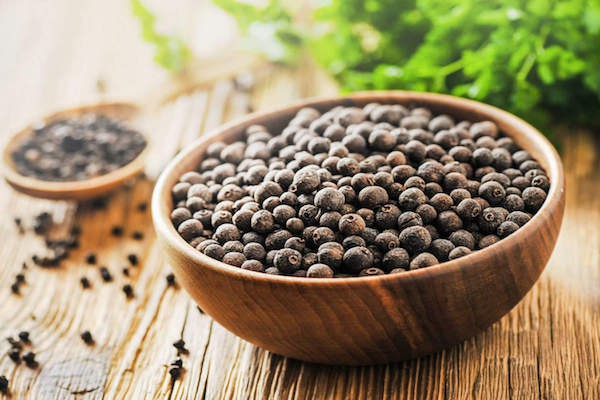 Hồ tiêu bị phân “luồng vàng”: Thông lệ quốc tế hay rào cản “nội địa”? Hồ tiêu bị phân “luồng vàng”: Thông lệ quốc tế hay rào cản “nội địa”?