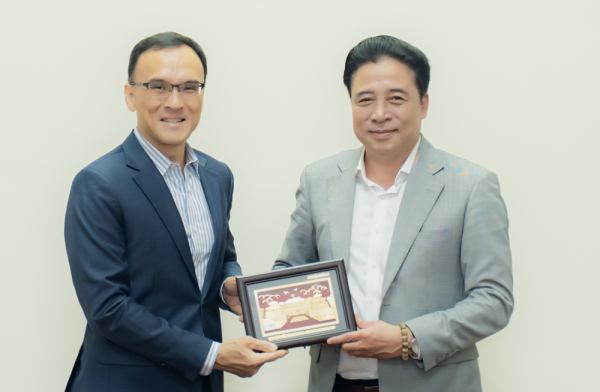 Huế 2025: Vượt sóng tạo bứt phá