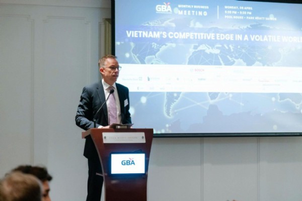 Lợi thế cạnh tranh của Việt Nam khi thế giới biến động