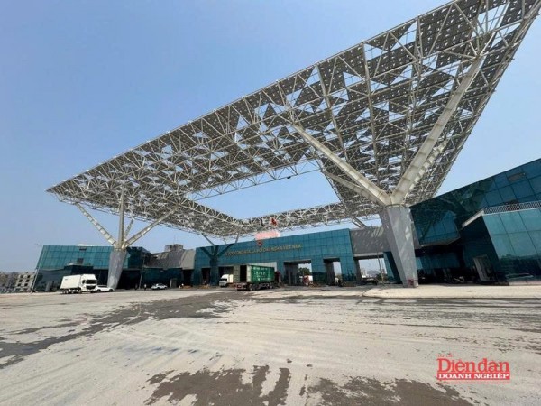 Quảng Ninh: Tăng năng lực kết nối logistics từ hạ tầng giao thông đồng bộ