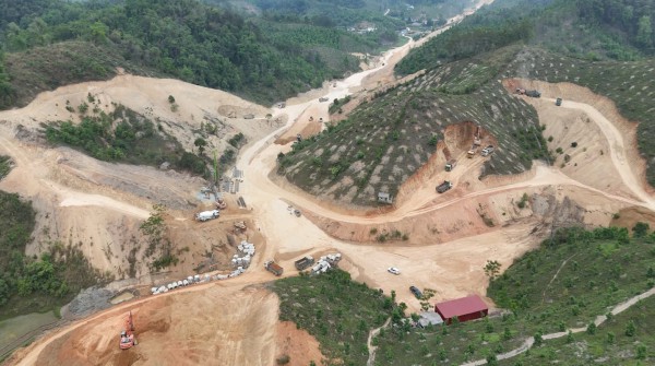 Sắp xếp tổ chức, tinh gọn bộ máy gắn với phát triển bền vững: Cao Bằng vươn lên từ nội lực!