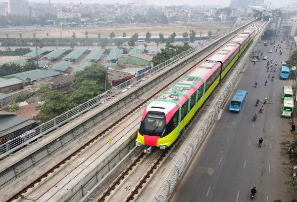 Tìm cách tạo vốn phát triển đường sắt đô thị từ nguồn lực đất đai Tìm cách tạo vốn phát triển đường sắt đô thị từ nguồn lực đất đai
