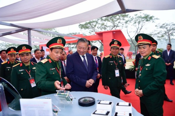 Tổng Bí thư, Thủ tướng Chính phủ dự lễ khởi công nhà máy chế tạo chip bán dẫn đầu tiên tại Việt Nam