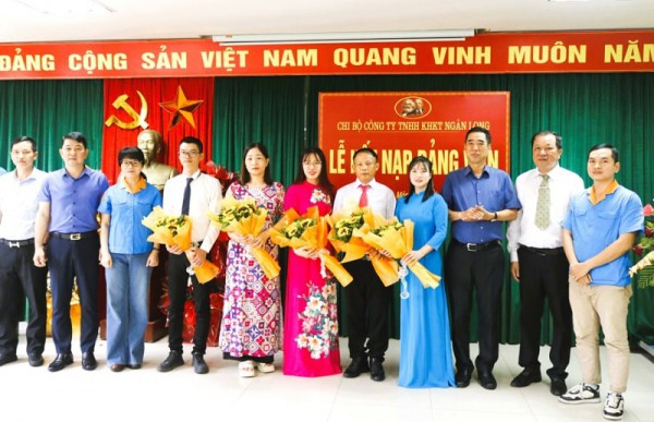 Xây dựng đảng trong doanh nghiệp vững “nền” bền “gốc”