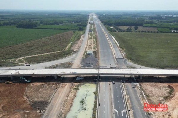 Đồng Nai phấn đấu giải ngân 100% vốn đầu tư công trước tháng 11/2026