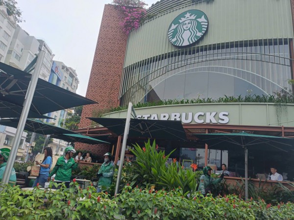 Choáng: Starbucks Việt Nam bất ngờ giá 0 đồng trên ứng dụng, đơn hàng tăng đột biến