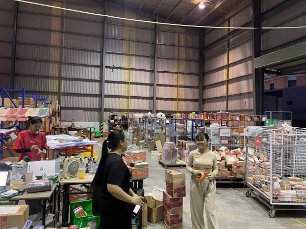 Có nên nghỉ việc công ty để bán hàng online? Có nên nghỉ việc công ty để bán hàng online?