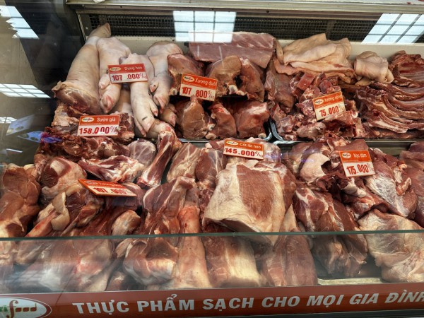 Giá heo hơi hôm nay 17.6.2026: Ngừng đà giảm