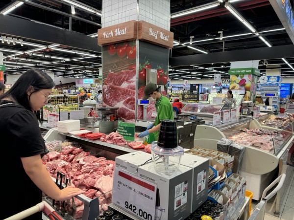 Giá heo hơi hôm nay 19.5.2025: Vì sao giữ nguyên ở mốc 70.000 đồng/kg?