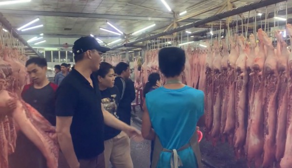 Giá heo hơi hôm nay 22.9.2025: Thấp nhất 55.000 đồng/kg