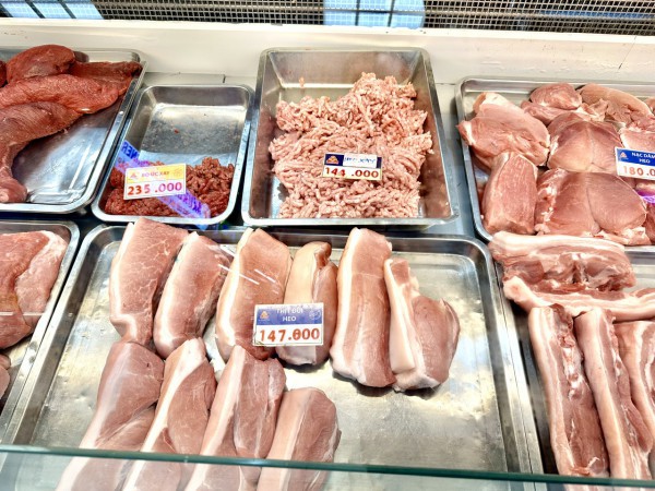 Giá heo hơi hôm nay 27.1.2026: Vượt dự báo