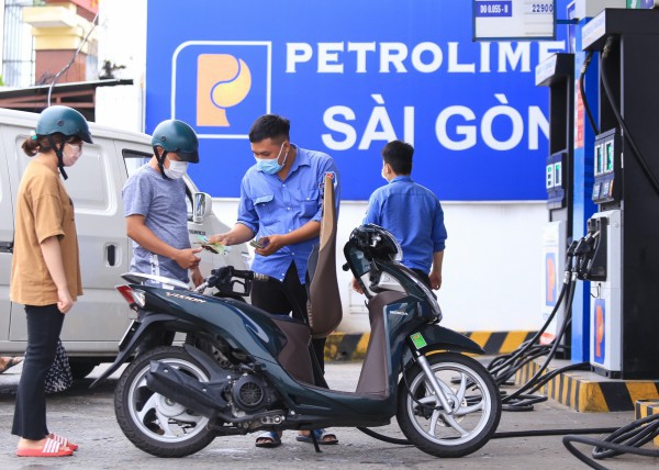 Giá xăng dầu hôm nay 10.6.2025: Trong nước sắp có đợt tăng mới? Giá xăng dầu hôm nay 10.6.2025: Trong nước sắp có đợt tăng mới?