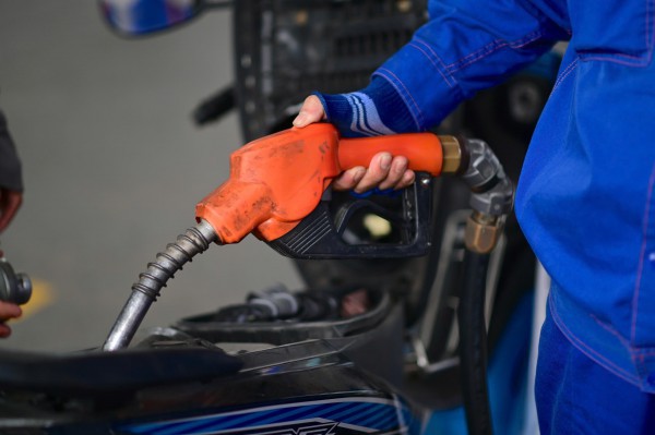 Giá xăng dầu hôm nay 14.8.2025: Giảm về mức thấp nhất trong hơn 2 tháng