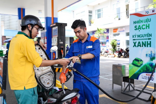 Giá xăng dầu hôm nay 29.12.2025: Tiến đến tuần tăng?