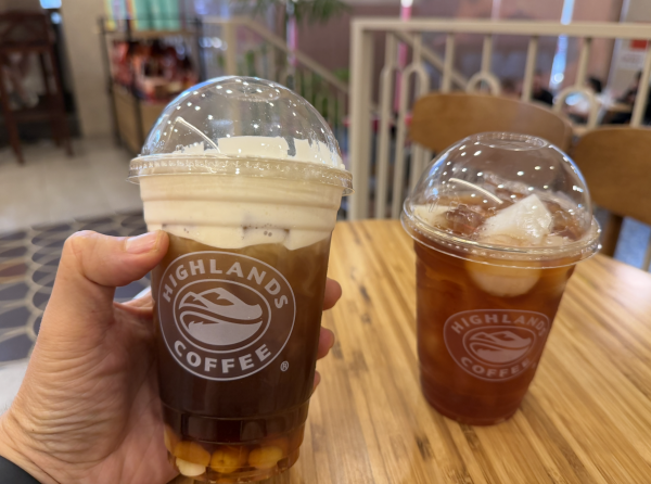 Highlands Coffee ngưng bán trà sen vàng, trà vải do Công ty Đồ hộp Hạ Long cung cấp