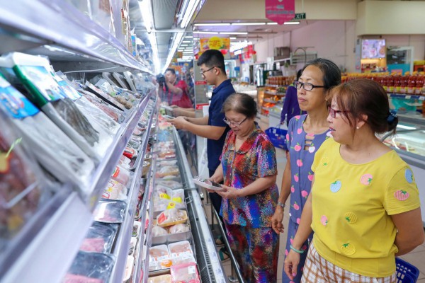 Saigon Co.op giảm giá đến 50% hàng thiết yếu tiếp sức bà nội trợ