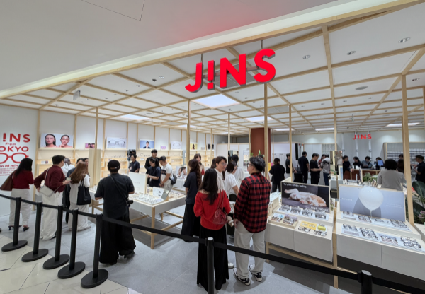 Thương hiệu mắt kính hàng đầu Nhật Bản tấn công thị trường Việt Nam