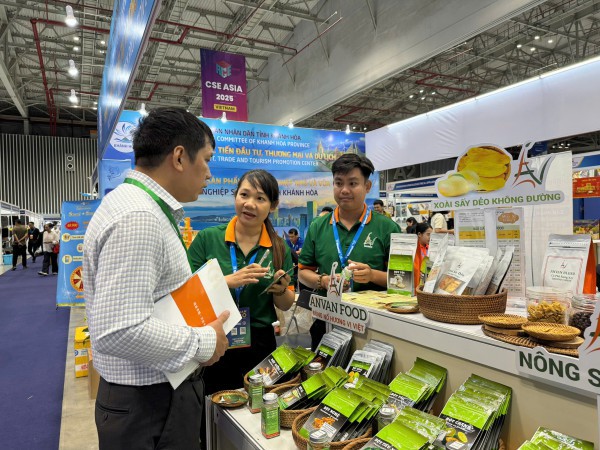 Đông nghẹt khách đến xem 4 triển lãm cùng lúc ở TP.HCM