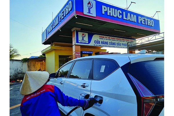 Giá xăng dầu hôm nay 23.6.2025: Giữ đà tăng mạnh