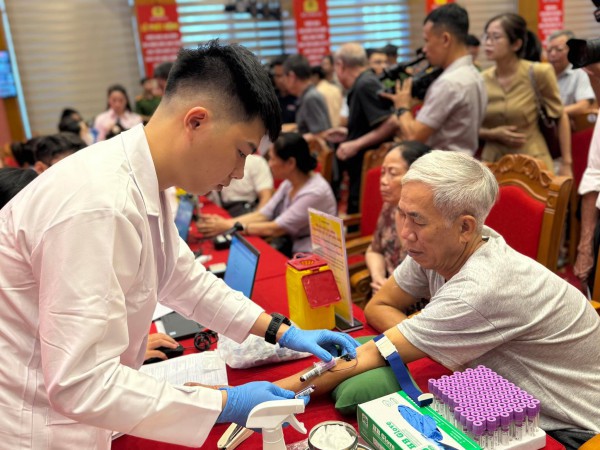 Bộ Công an hướng dẫn chi tiết quy trình lấy mẫu ADN tìm danh tính liệt sĩ