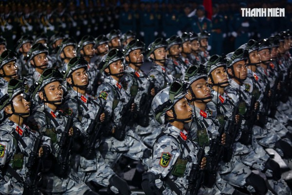Diễu binh là gì, có khác diễu hành, duyệt binh? Diễu binh là gì, có khác diễu hành, duyệt binh?