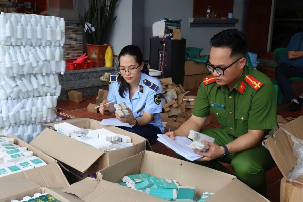 Không biết hàng giả, hàng nhái, người bán có bị phạt? Không biết hàng giả, hàng nhái, người bán có bị phạt?