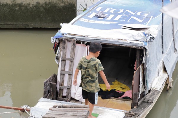 Người sống trên ghe, thuyền và 