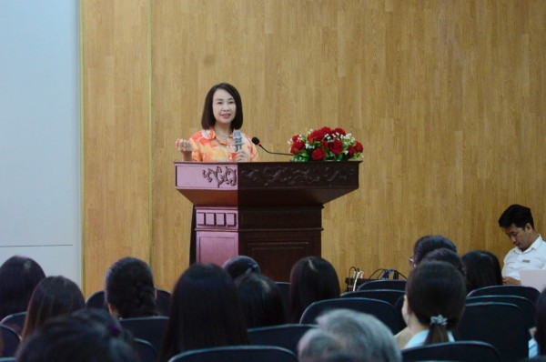 Quy định mới sử dụng lao động nước ngoài, thủ tục ra sao?