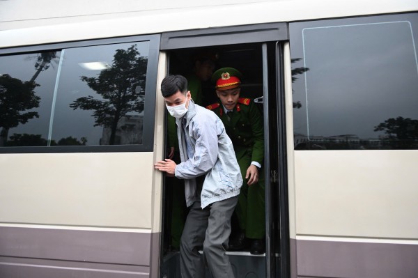 2 cựu Cục trưởng Cục An toàn thực phẩm hầu tòa vì nhận hối lộ