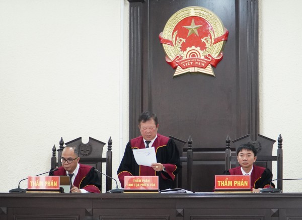 6 cựu chiến binh kêu oan khi ra tù: Thay kiểm sát viên ngay tại tòa