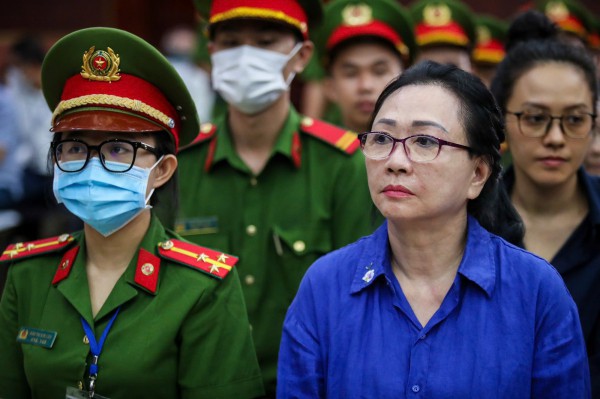 Bị cáo Trương Mỹ Lan: Bị cáo Trương Mỹ Lan: