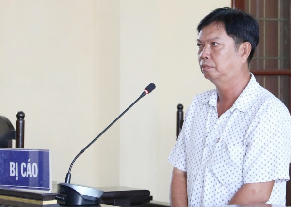 Cà Mau: Lãnh án tù vì dùng clip nhạy cảm cưỡng đoạt tài sản