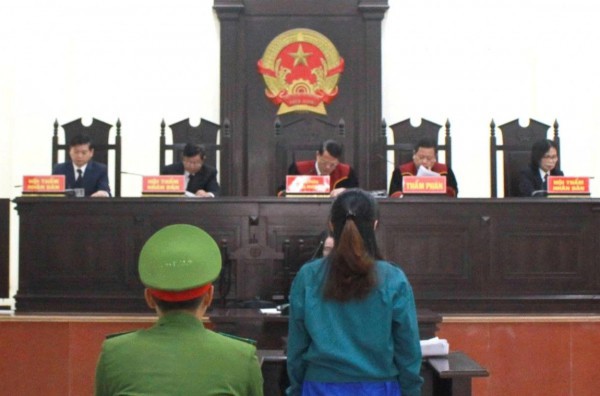 Chị gái lãnh 13 năm tù vì chuyện mua bán đất với người yêu của em trai