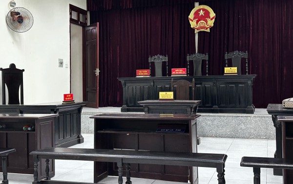Chủ ô tô kiện bảo hiểm vì không chịu bồi thường xe bị cháy