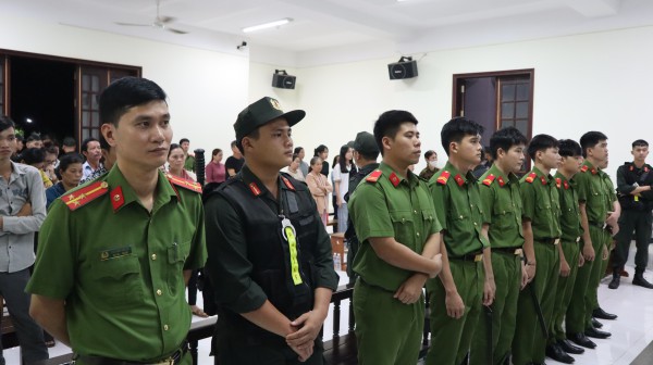 Gần 80 cảnh sát bảo vệ phiên tòa đường dây ma túy do Hải Gần 80 cảnh sát bảo vệ phiên tòa đường dây ma túy do Hải