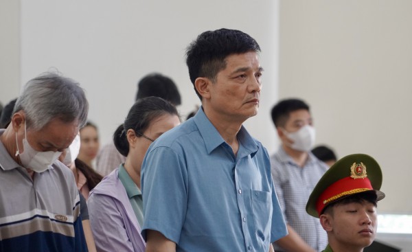 Hai cựu cục trưởng Cục An toàn thực phẩm được giảm án