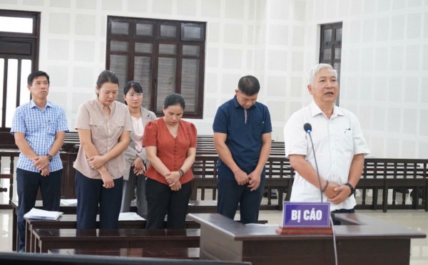Lập khống hồ sơ nhiên liệu, nhiều cựu cán bộ Cảng vụ Hàng hải Quảng Nam lãnh án